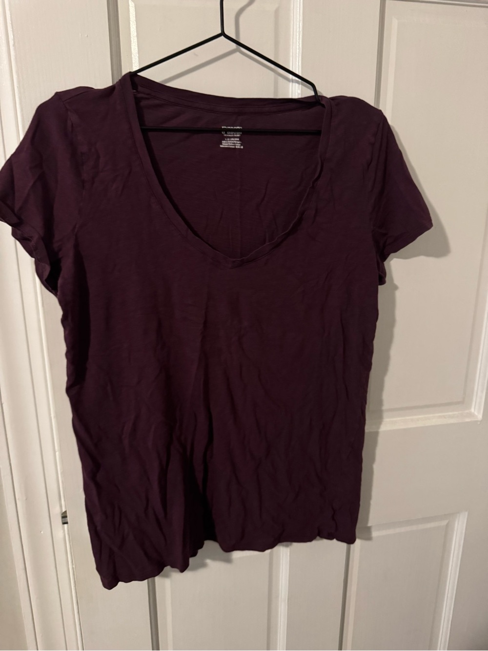 PINK Victoria's Secret Short Sleeve V-Neck Tee in Plum